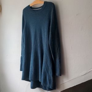 Merino wool dress, size small